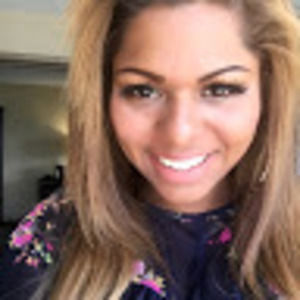 Meet your Posher, Laura